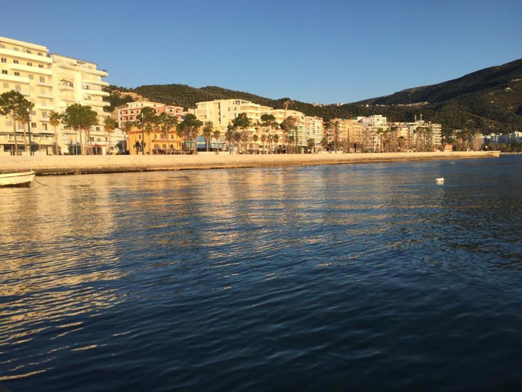 Seaside Apartment Vlore Bagian luar foto