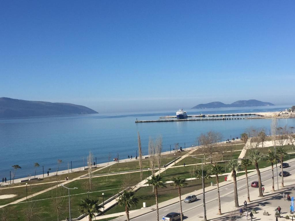 Seaside Apartment Vlore Bagian luar foto