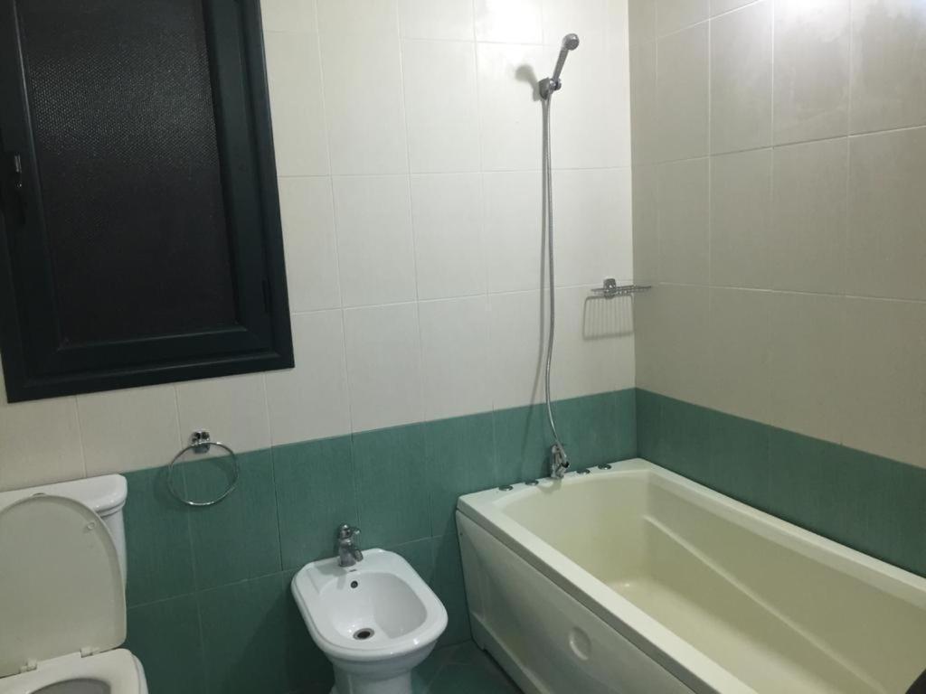 Seaside Apartment Vlore Bagian luar foto