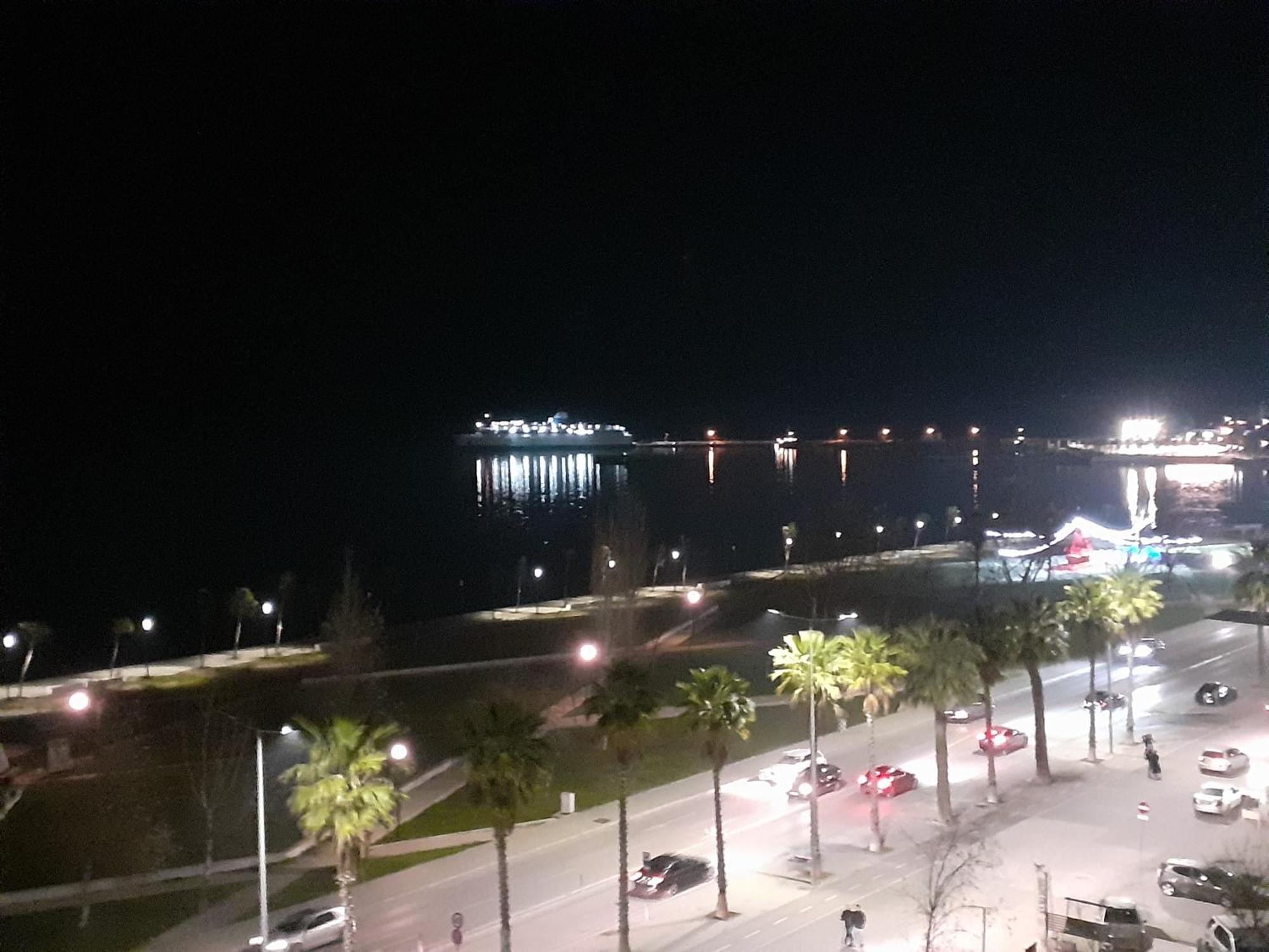 Seaside Apartment Vlore Bagian luar foto
